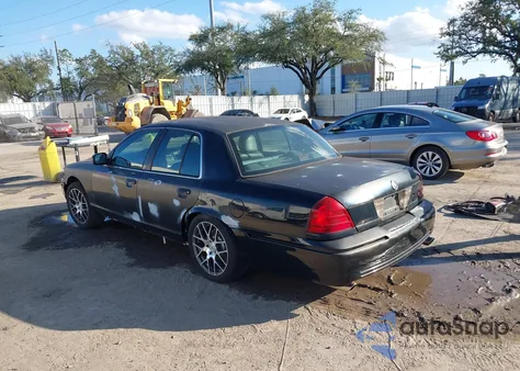 2003 Mercury Marauder from USA, damaged, VIN 2MEHM75V43X609262